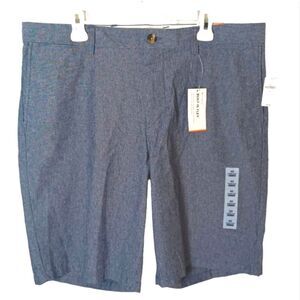 OLD NAVY Chambray Blue Ultimate Slim Shorts Men’s Size 40 Stretch Travel NWT